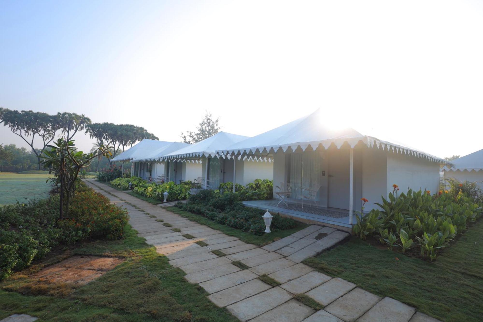 The Fern Seaside Luxurious Tent Resort Daman Extérieur photo